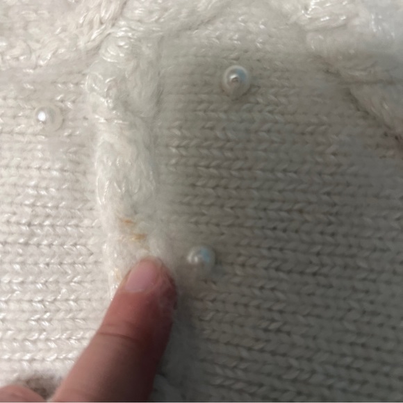 Knit concepts vintage sweater greenish & white bead accents one spot size small - Picture 3 of 9